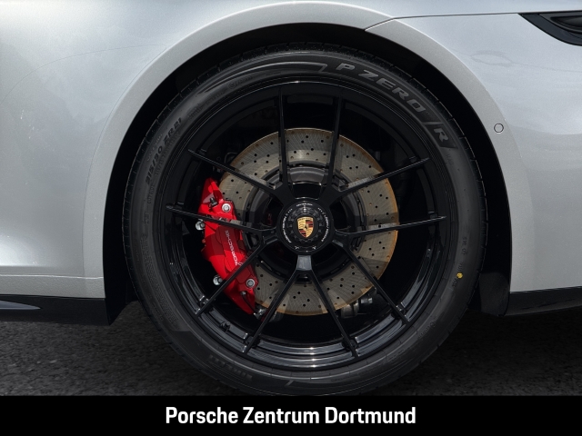 Porsche 992 -2 (911) Carrera 4 GTS Burmester Sportabgas