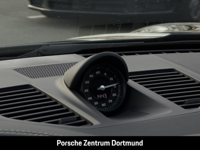 Porsche 992 911 Targa 4S Sitzbelüftung Abstandstempomat