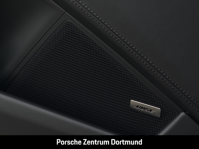 Porsche 992 911 Targa 4S Sitzbelüftung Abstandstempomat