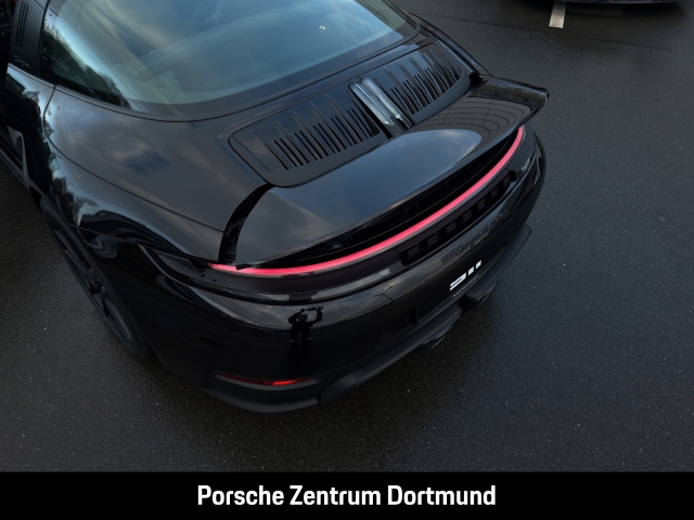 Porsche 992 911 Targa 4 GTS Abstandstempomat LED-Matrix