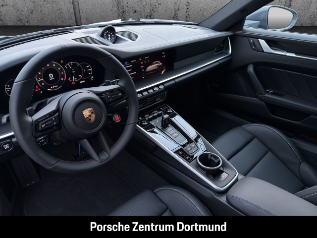 Porsche 992 911 Carrera 4S InnoDrive Surround-View BOSE