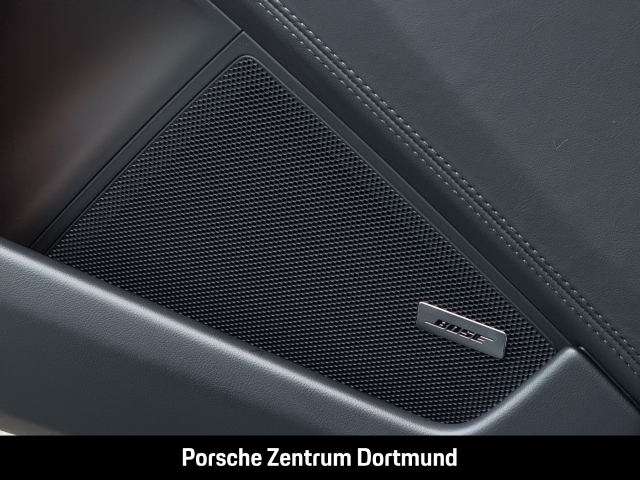 Porsche 992 911 Carrera 4S InnoDrive Surround-View BOSE