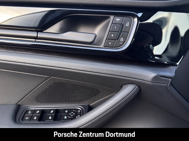 Porsche Panamera 4S E-Hybrid Abstandstempomat LED-Matrix