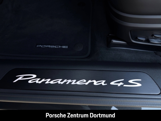 Porsche Panamera 4S E-Hybrid Abstandstempomat LED-Matrix