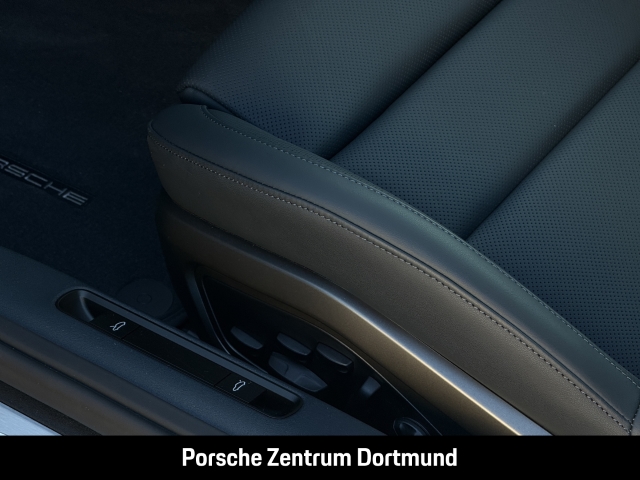 Porsche 992 911 Carrera 4S Cabriolet HA-Lenkung BOSE