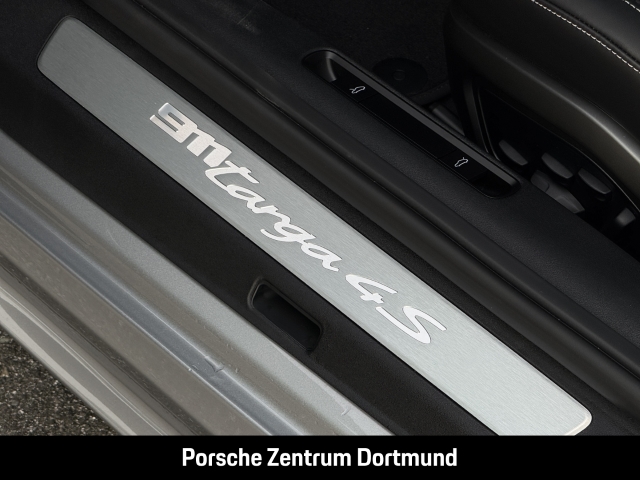 Porsche 992 911 Targa 4S InnoDrive Surround-View BOSE