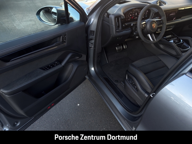 Porsche Cayenne GTS HA-Lenkung Head-Up Standheizung BOSE