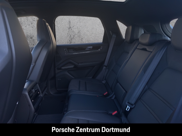 Porsche Cayenne GTS HA-Lenkung Head-Up Standheizung BOSE