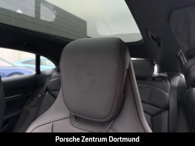 Porsche Taycan 4S Sport Turismo Black Edition HA-Lenkung