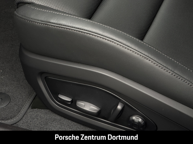 Porsche Taycan 4S Sport Turismo Black Edition HA-Lenkung