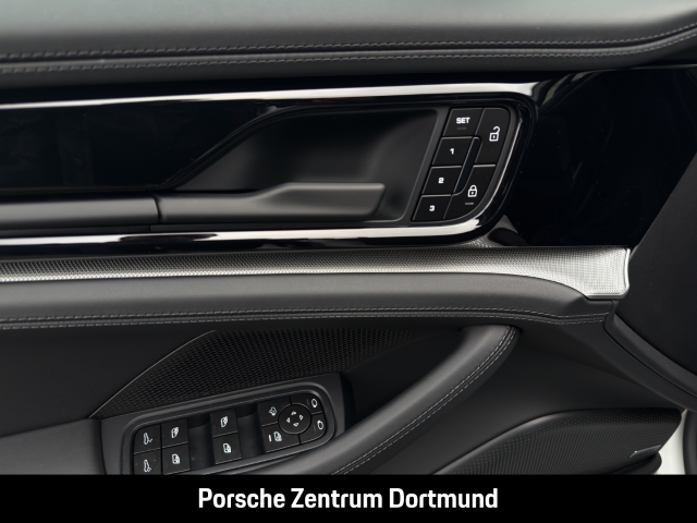 Porsche Panamera 4 LEDmatrix Sportabgas Abstandstempomat