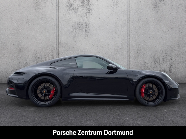 Porsche 992 911 Carrera GTS Surround-View BOSE HA-Lenkung