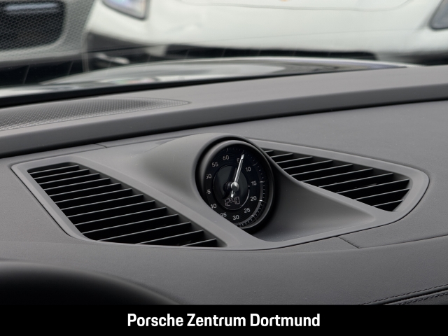 Porsche Macan 4S HA-Lenkung Surround-View Luftfederung