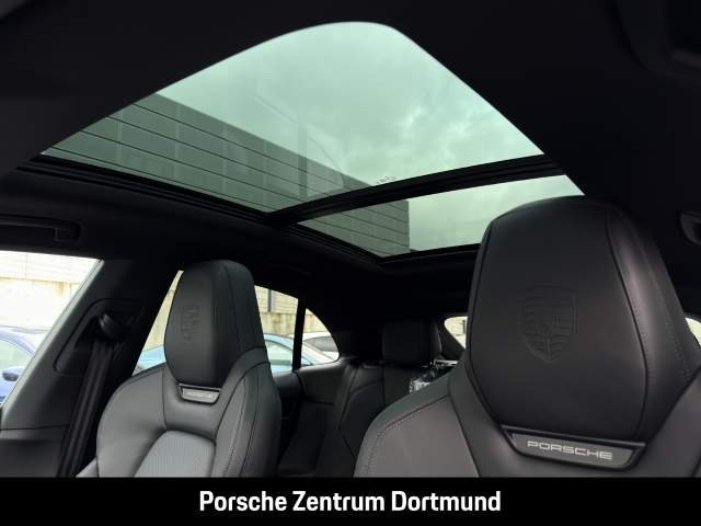 Porsche Macan 4S HA-Lenkung Surround-View Luftfederung