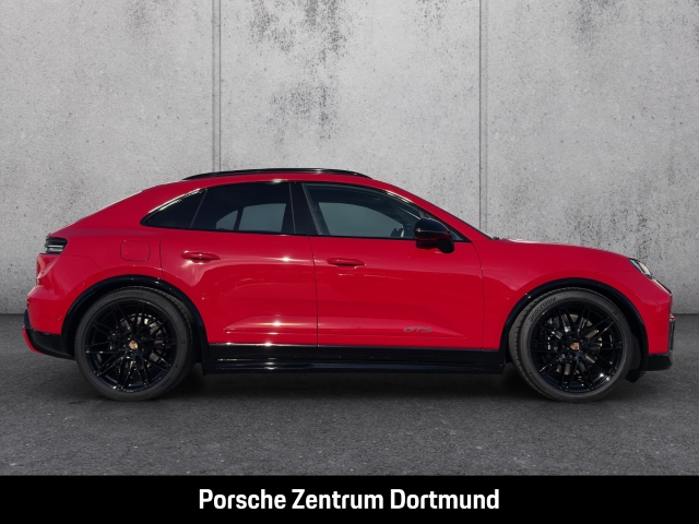 Porsche Macan Electric GTS Hinterachslenkung Matrix BOSE