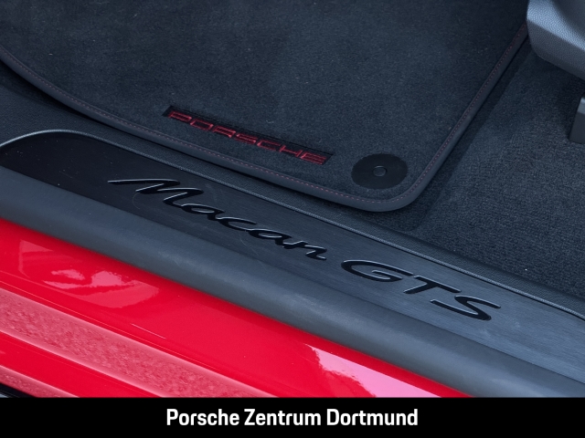 Porsche Macan Electric GTS Hinterachslenkung Matrix BOSE