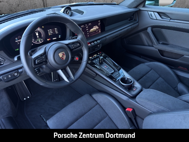 Porsche 992 911 Carrera GTS InnoDrive Surround-View BOSE