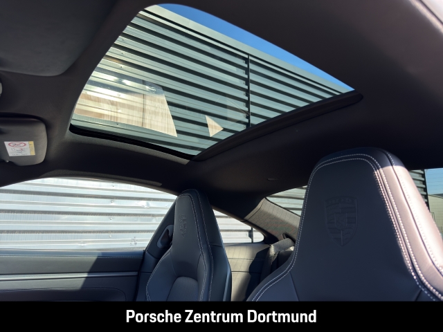 Porsche 992 911 Carrera Sportabgas Surround-View BOSE