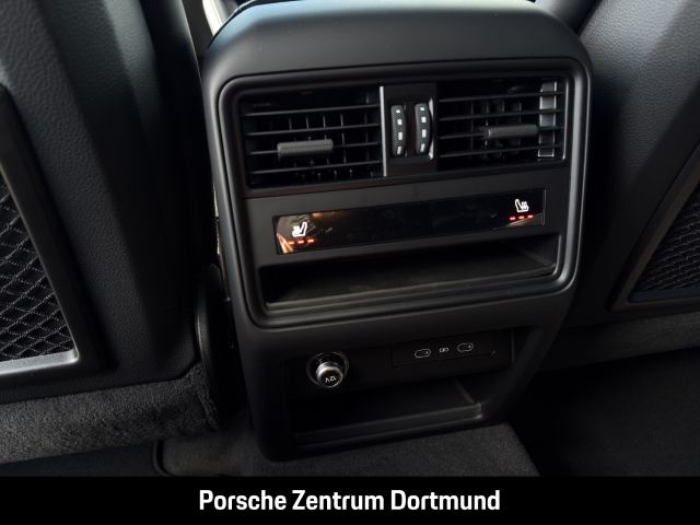 Porsche Cayenne Black Edition HA-Lenkung InnoDrive