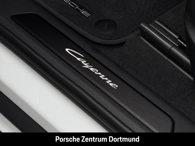 Porsche Cayenne Coupe Black Edition HA-Lenkung Head-Up