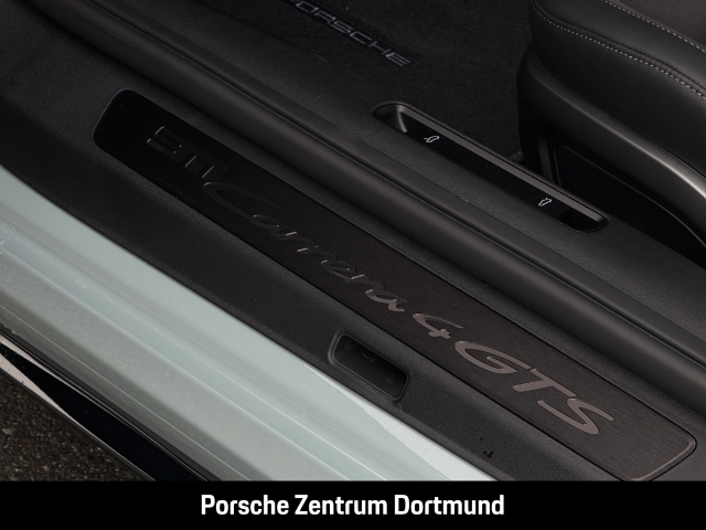 Porsche 992 911 Carrera 4 GTS Liftsystem-VA Sportabgas