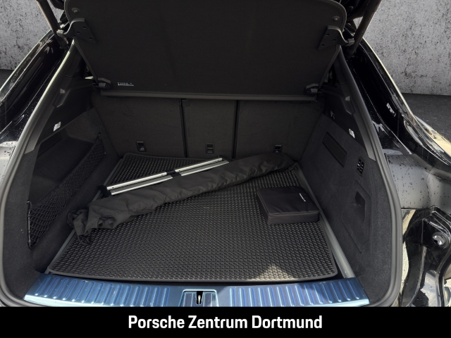 Porsche Cayenne Coupe Black Edition HA-Lenkung InnoDrive