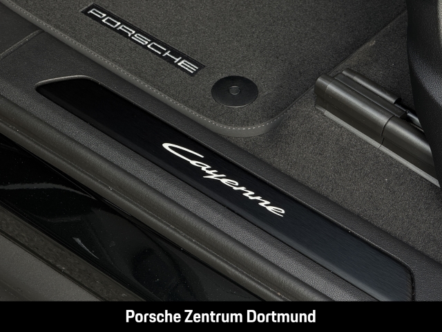 Porsche Cayenne Coupe Black Edition HA-Lenkung InnoDrive