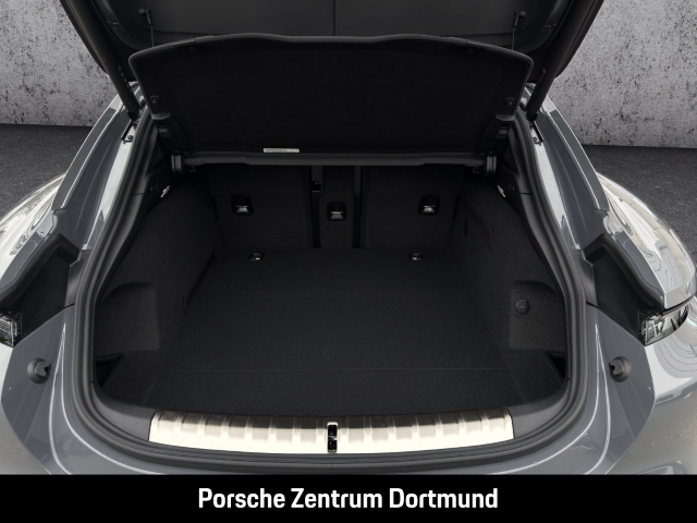 Porsche Taycan Sport Turismo Black Edition HA-Lenkung