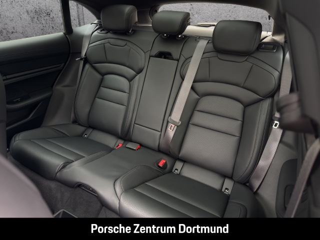 Porsche Taycan Sport Turismo Black Edition HA-Lenkung