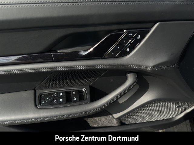 Porsche Taycan 4S Black Edition HA-Lenkung 21-Zoll BOSE