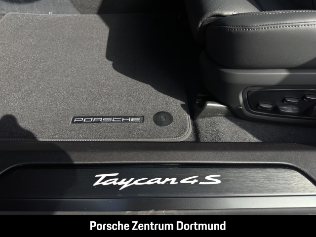 Porsche Taycan 4S Black Edition HA-Lenkung 21-Zoll BOSE
