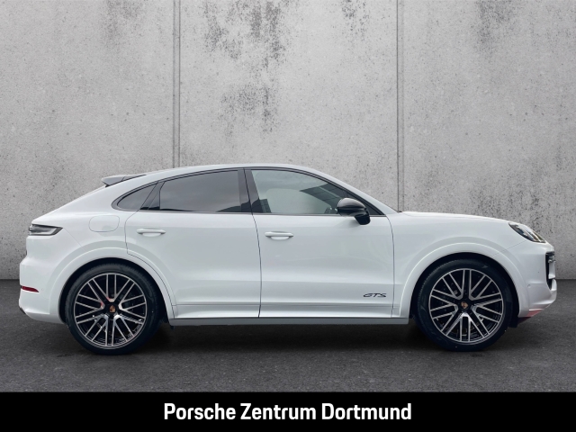 Porsche Cayenne GTS Coupe Burmester HA-Lenkung InnoDrive