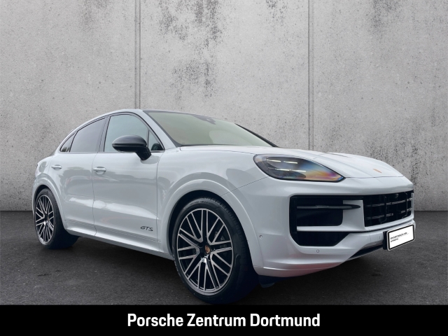 Porsche Cayenne GTS Coupe Burmester HA-Lenkung InnoDrive