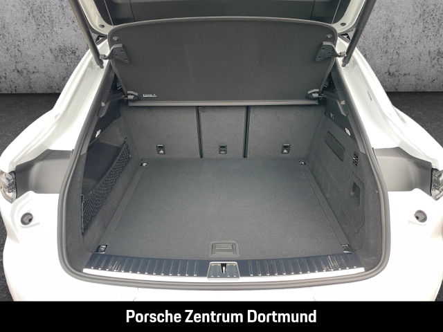 Porsche Cayenne GTS Coupe Burmester HA-Lenkung InnoDrive