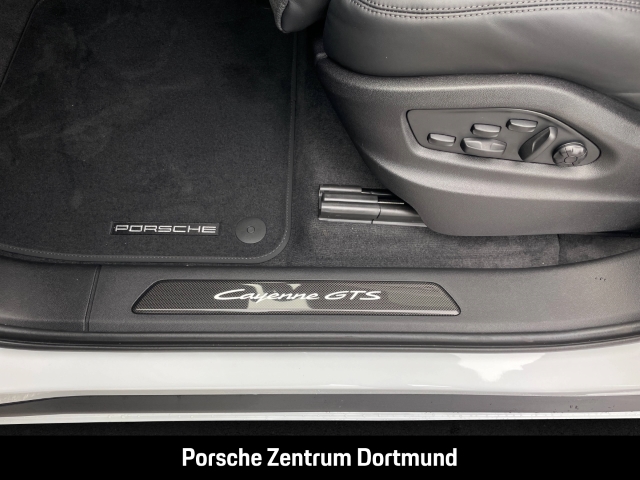 Porsche Cayenne GTS Coupe Burmester HA-Lenkung InnoDrive