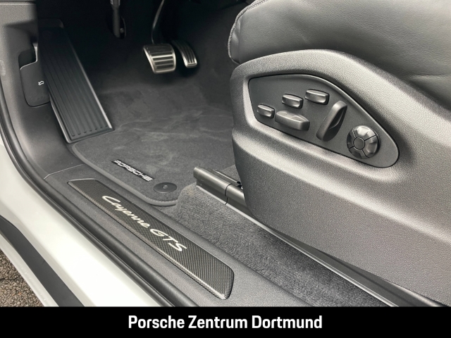 Porsche Cayenne GTS Coupe Burmester HA-Lenkung InnoDrive