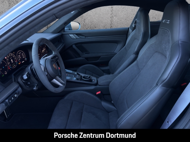 Porsche 992 911 Carrera 4 GTS Surround-View HA-Lenkung