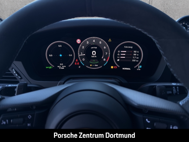 Porsche 992 911 Carrera 4 GTS Surround-View HA-Lenkung