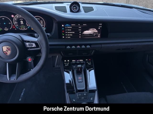 Porsche 992 911 Carrera 4 GTS Surround-View HA-Lenkung