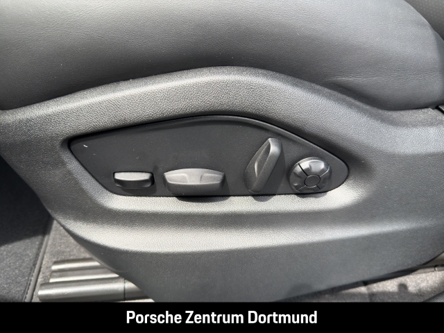 Porsche Cayenne Black Edition Abstandstempomat Head-Up