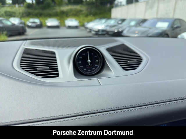 Porsche Cayenne Black Edition Abstandstempomat Head-Up