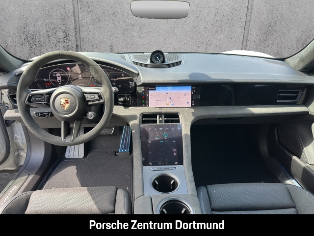 Porsche Taycan GTS HA-Lenkung InnoDrive Head-Up BOSE