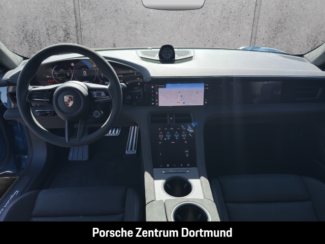 Porsche Taycan GTS HA-Lenkung InnoDrive Soft-Close BOSE