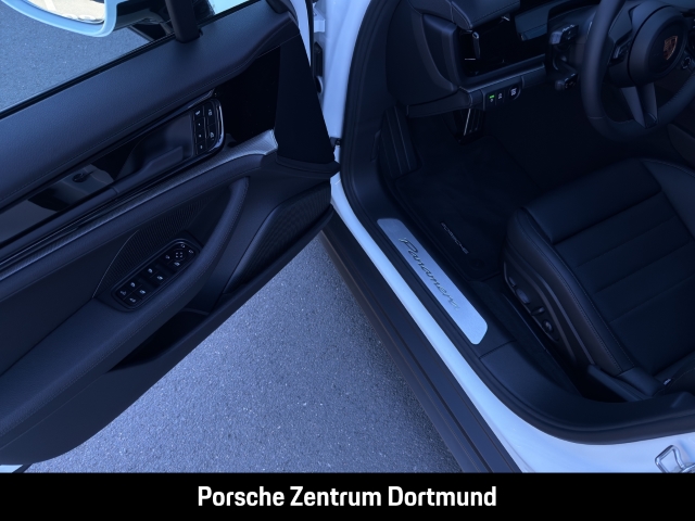 Porsche Panamera Surround-View Panoramadach LED-Matrix