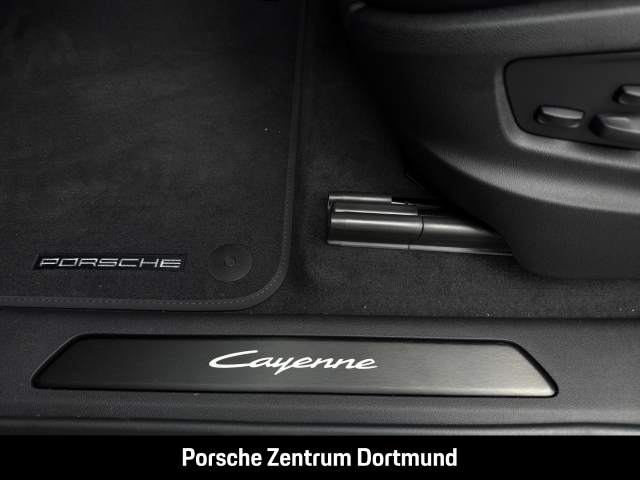 Porsche Cayenne E-Hybrid Coupe Black Edition InnoDrive
