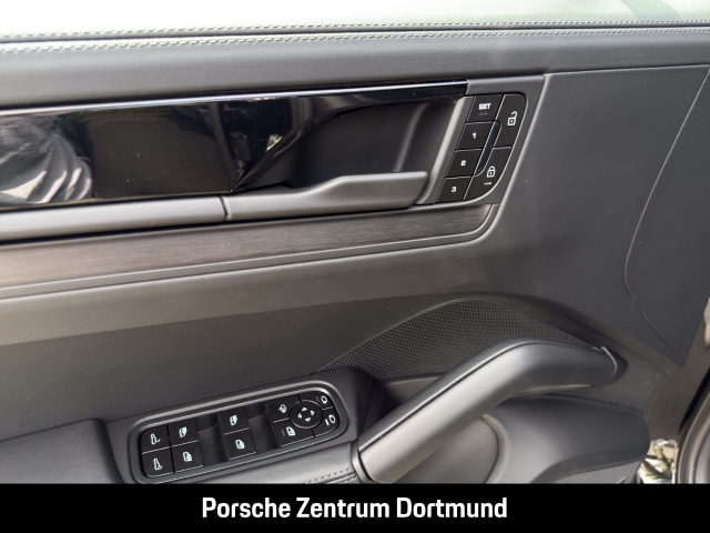 Porsche Cayenne Coupe Black Edition InnoDrive LED-Matrix