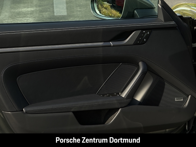 Porsche 992 -2 (911) Targa 4S BOSE Sportabgas InnoDrive