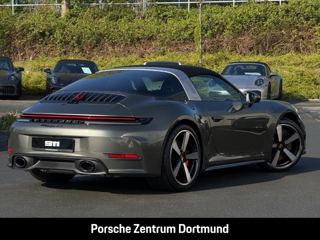 Porsche 992 -2 (911) Targa 4S BOSE Sportabgas InnoDrive