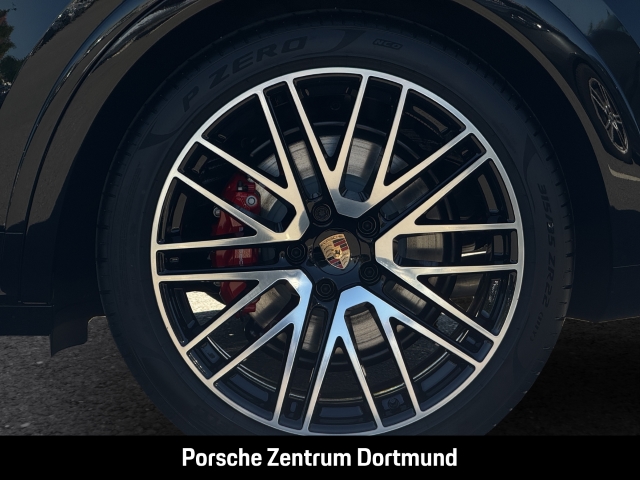 Porsche Cayenne GTS BOSE Panorama InnoDrive Sportabgas
