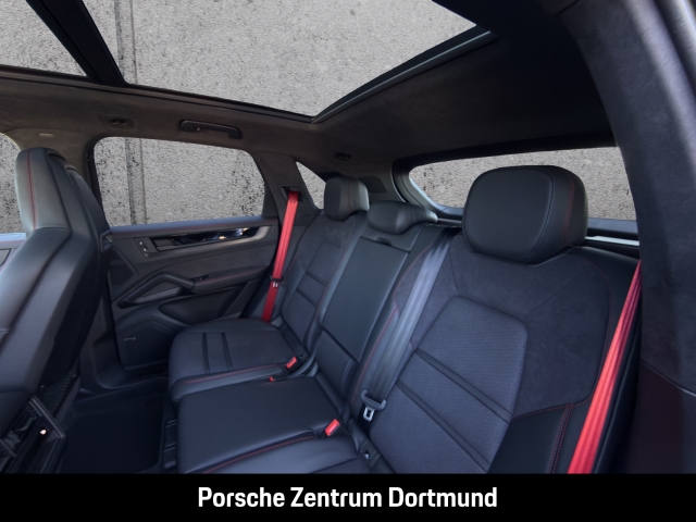 Porsche Cayenne GTS BOSE Panorama InnoDrive Sportabgas